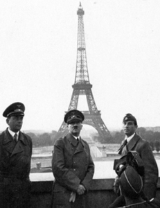 Famosa fotografía de Hitler en París
