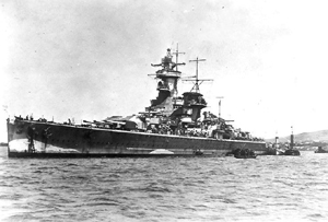 El Graf Spee anclado en Montevideo
