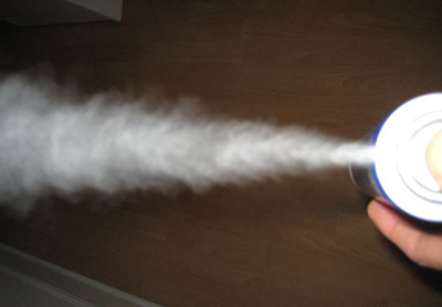 Spray en acción - imagen de explainthatstuff.com de libre disposición