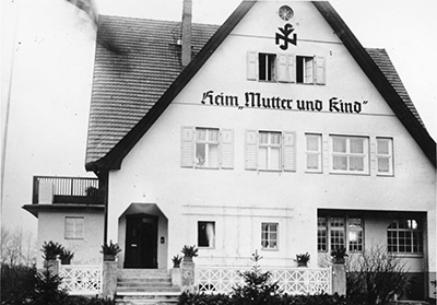 Sede de la organización Mutter und Kind (Madre e Hijo). Autor desconocido. Domino Público. Deutsches Bundesarchiv