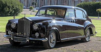 El viejo modelo del ayuntamiento. Rolls Royce Phanton V. Imagen de Alexander Migi compartida bajo licencia Creative Commons Attribution-Share Alike 4.0 International