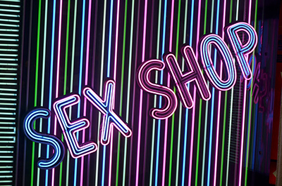 Imagen de Ben Sutherland (2011). Madrid Sex Shop. Imagen con licencia Creative Commons Atribucin.